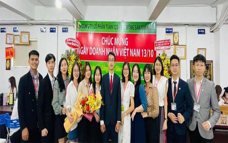 Tuấn 123 Tuyển Nhân Viên Kinh Doanh Bán Thời Gian Tân Bình Lương Cao